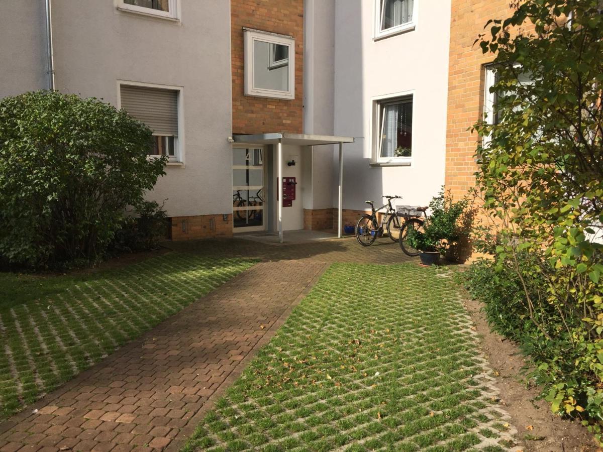 Big And Beautiful Apartment Hannover Exterior photo